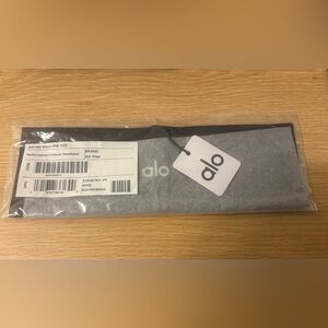 Alo Performance Conquer Headband black NWT